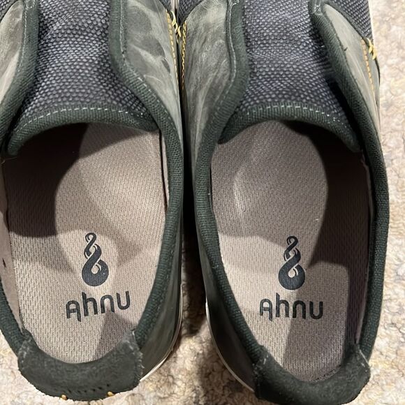 AHNU Mens Leather Slip On Loafers Tennis Shoes
Sz US 8.5 Blue Green - Picture 3 of 9